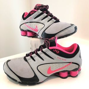 Nike Shox NZ, Women’s Size 8, great condition